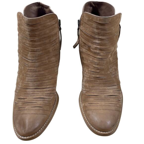 Paul Green Malibu Sliced Zip Bootie Chunky Nubuck Camel DAMAGED Sz 6 (US 8.5) - Picture 2 of 9